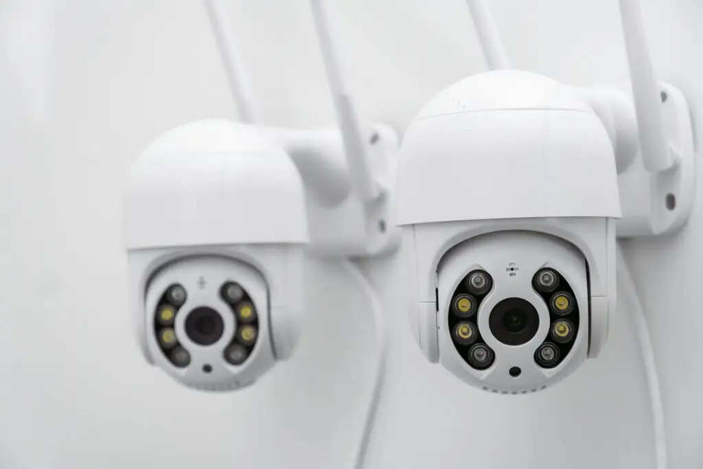 Instalação de Câmeras de Segurança em Condomínios 1 instalação de câmeras de segurança